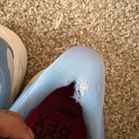 Hoka 😍 Arahi 7 Light Blue and Neon Yellow Athletic Shoes - Picture 4 of 8